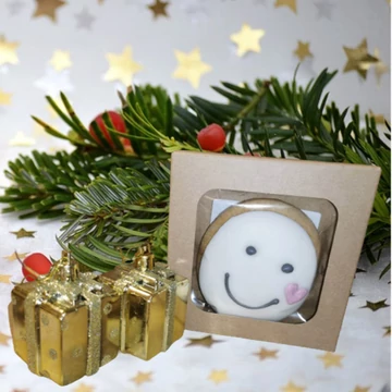 Édes mosoly Radics-féle puha mézeskalács dobozban