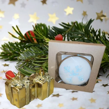 Hópehely Radics-féle puha mézeskalács dobozban